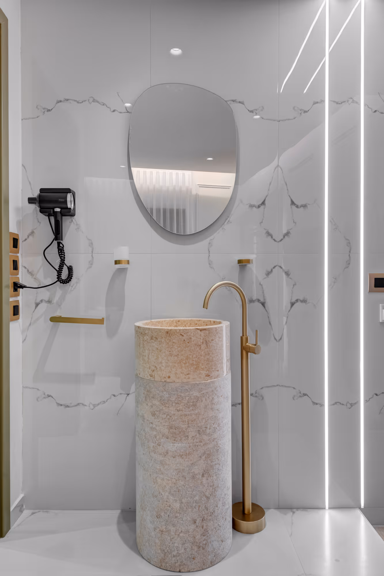 Vistelle room